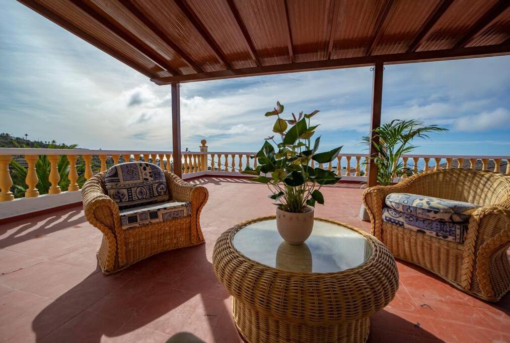 Villa Teram Alajero Luaran gambar