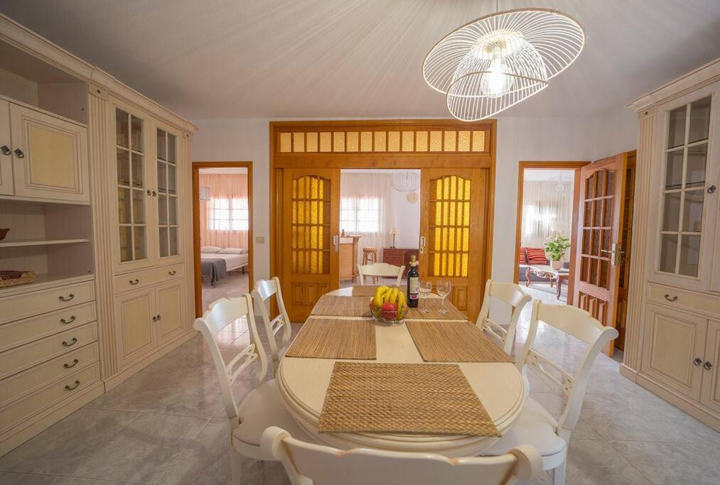 Villa Teram Alajero Luaran gambar