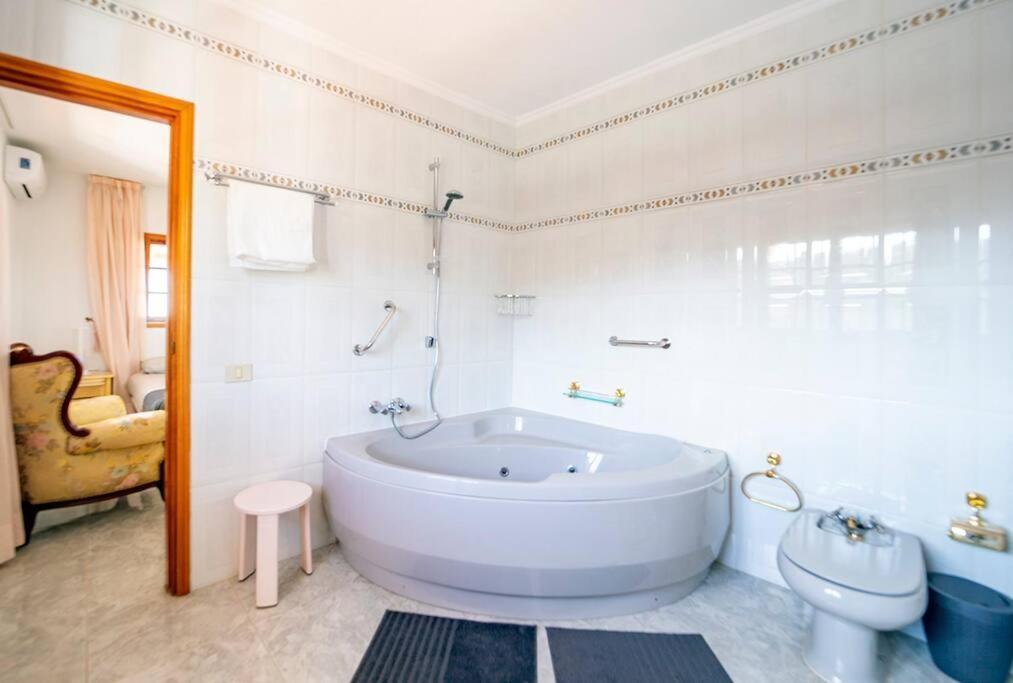 Villa Teram Alajero Luaran gambar